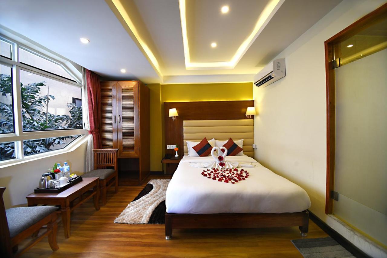 Hotel Jampa Катманду Екстер'єр фото