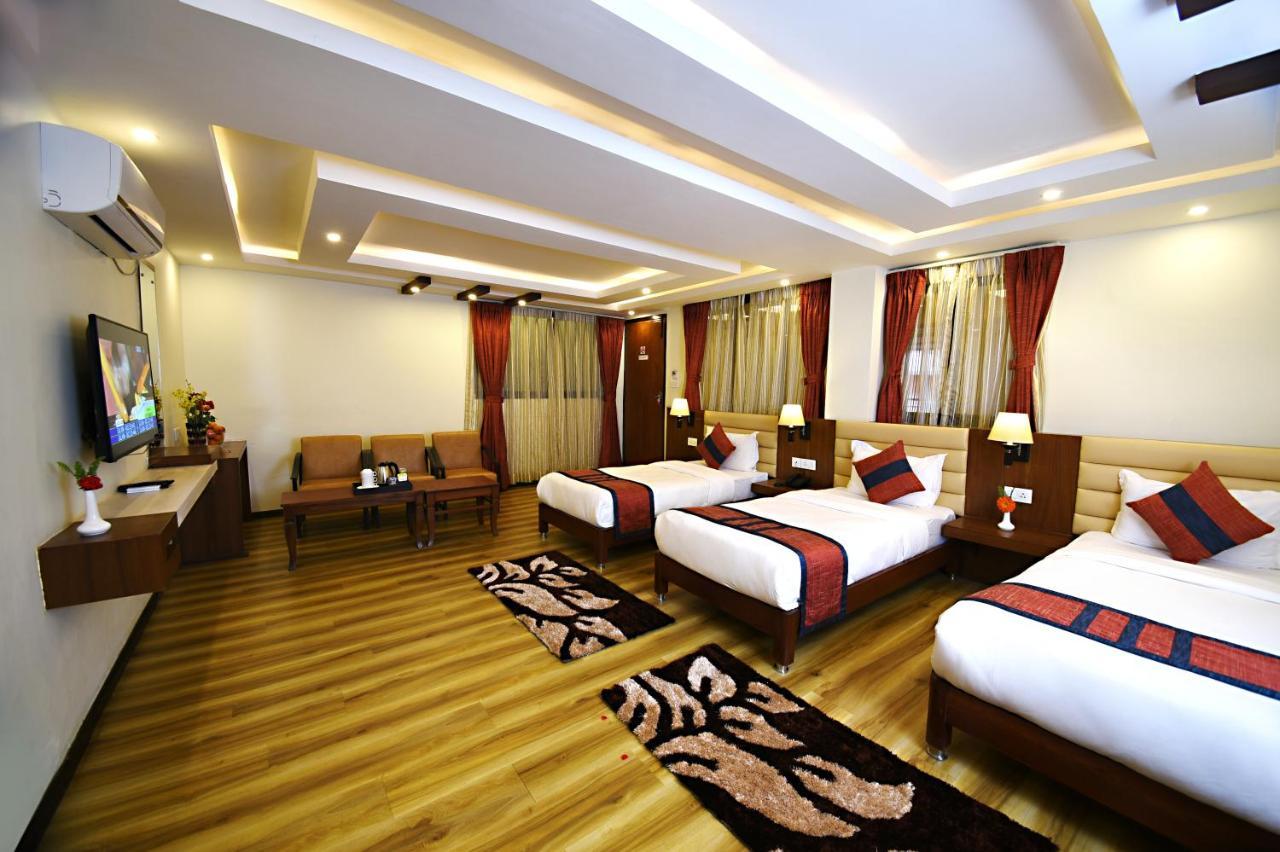 Hotel Jampa Катманду Екстер'єр фото