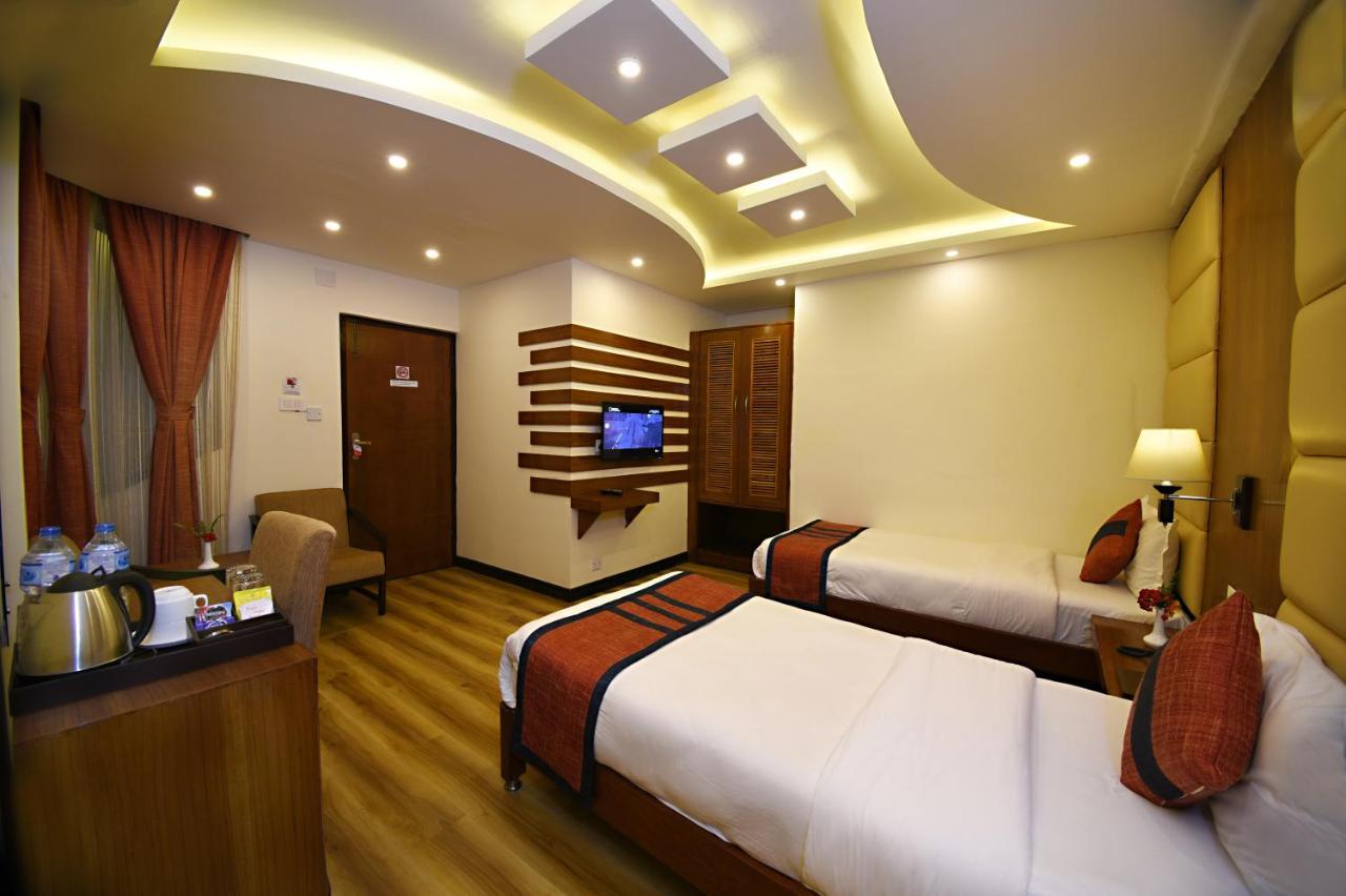 Hotel Jampa Катманду Екстер'єр фото
